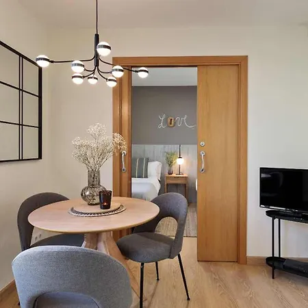 Luxury Penthouse In Next To Diagonal *